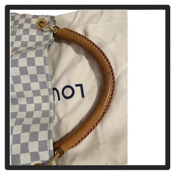 Louis Vuitton ARTSY - Picture 15 of 17